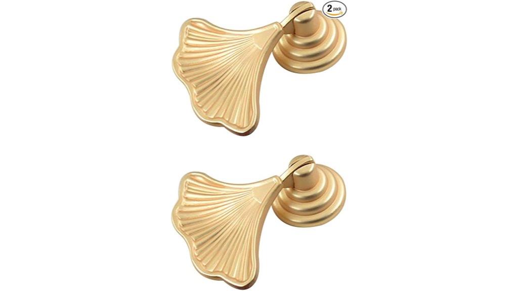 golden ginkgo leaf pulls